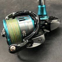 592 ダイワ DAIWA エメラルダス LT2500S-DH リール 釣り フィッシング ルアーマチック スポーツ アウトドア ブルー 青_画像2