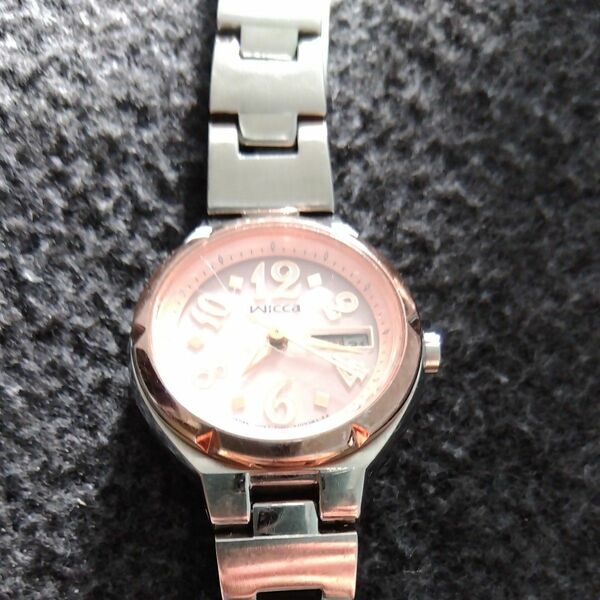 値下げしました！腕時計 SEIKO wicca 日付　曜日入り　比較的美品　レディース　腕時計