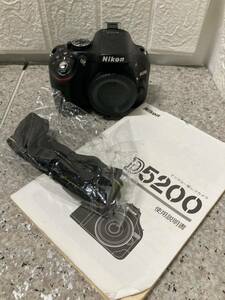 AZ-212.Nikon デジタル一眼レフカメラ D5200 ボディー ブラック D5200BK
