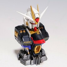 機動戦士ガンダム MSメカニカルバスト04 ストライクフリーダムガンダム 塗装済み完成品_画像4