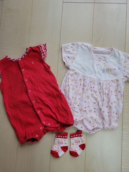 クーポン使えます☆ベビー服 半袖ロンパース ベビー靴下 セット売り