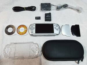 PSP-3000　シルバー　本体は、美品　バッテリー付き　画面にフィルム付き　動作確認済　麻雀格闘楽部　AI将棋　全10点セット　送料520円