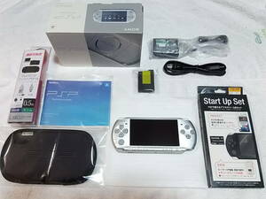 新品同様　ミスティック シルバー　PSP-3000　液晶画面は、ほぼ無傷　フィルム、USBケーブルは、未使用　付属品も綺麗な美品　全10点セット