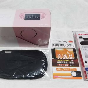 新品同様 ブロッサム ピンク PSP-3000 液晶画面は、ほぼ無傷 ほとんど未使用に近い 付属品も綺麗な美品 全10点セットの画像1