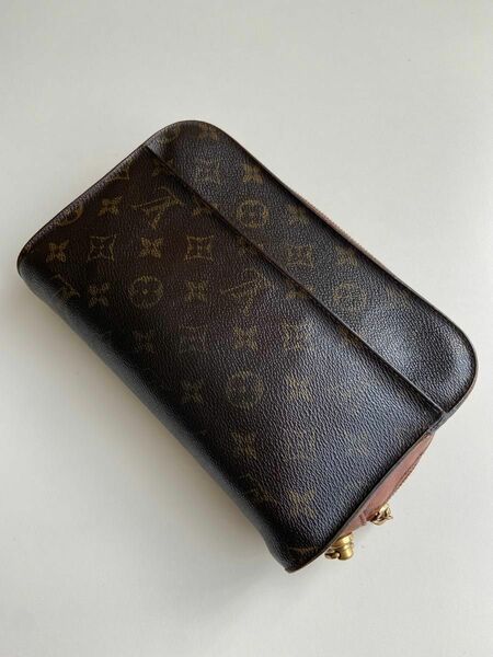 LOUIS VUITTON モノグラム　オルセー　