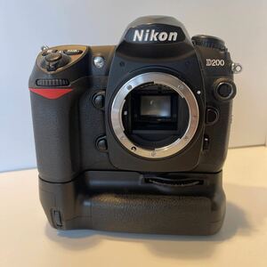 Nikon ニコン D200 マルチパワーバッテリーパック【難あり】シャッター数26,658