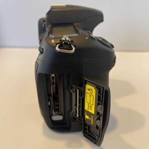 Nikon ニコン D300 動作品 【絞り難あり】            シャッター数7,359の画像5