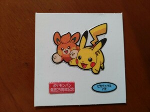 ポケモンパン ピカチュウ ポケモンデコキャラシール　パモ