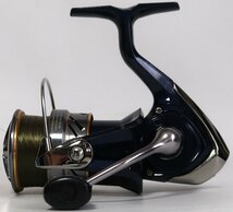 Daiwa, CREST LT 3000-CXH, 中古, 故障あり_画像2