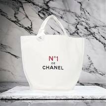 新品・未使用CHANEL シャネル ノベルティ 海外限定 トートバック_画像1