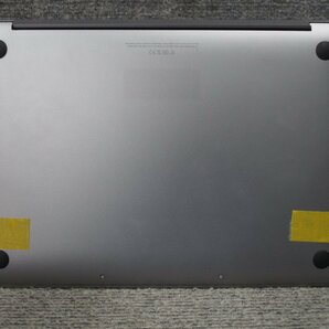 Apple MacBook Pro A2251 スペースグレイ 起動不可 裏ネジ付き 基盤穿孔処理 ジャンク NJ5108の画像4