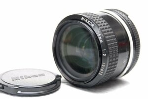 Nikon ニコン 純正 NIKKOR 35mm 単焦点高級ワイドレンズ 1:2 希少な作動品 (Ai)