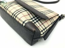 22404600842　 ☆ Burberry バーバリー ショルダーバッグ 斜め掛けバッグ PVC ノバチェック ベージュ レディース ブランド 中古品_画像4