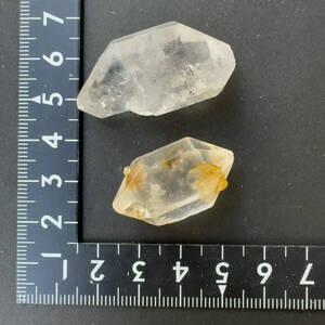 【E24316】まとめ売り チベットの水晶 両錐 石墨 天然石 鉱物 パワーストーン チベット産 水晶 原石