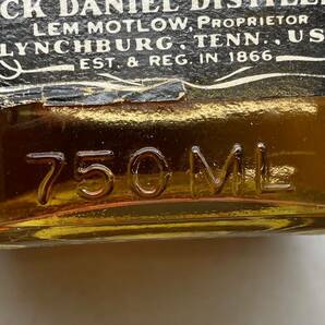 【酒Q-247】 ジャックダニエル JACK DANIELS Old No.7 Jennessee WHISKEY テネシー ウイスキー 箱付 750ml 45％ 未開栓の画像9