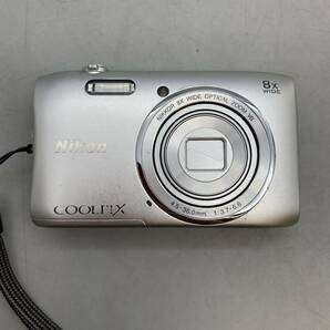 【Q-253】 Nikon COOLPIX S3600 ニコン クールピクス デジカメ シルバー 本体充電アダプター 箱 動作未確認 ジャンクの画像2