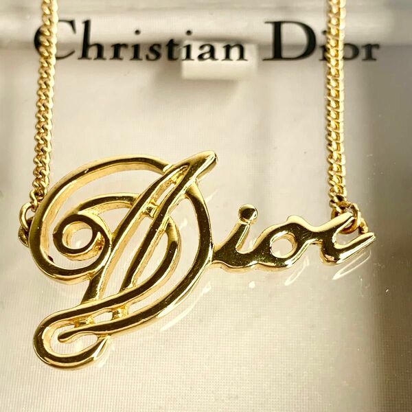 Dior ディオール 箱付き 希少 ゴールド ネックレス 筆記体 CD