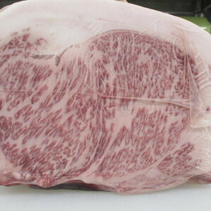 ブランド牛 チルド 黒毛和牛 サーロイン B レア 4300g 最高級 A5 国産 ブロック ローストビーフ ステーキ 焼肉 カルビ すき焼 メス 雌 牛肉の画像3