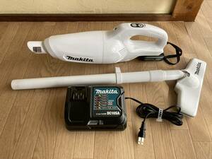 ★☆makita コードレス充電式クリーナー CL108FD★掃除機 バッテリー 充電器セット☆★