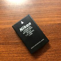 送料無料　満充電後電圧測定　EN-EL9 純正品 Nikon _画像1