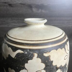 磁州窯 鉄絵 壷 高さ33cm 中国美術 唐物 壺 花瓶 旧家整理品の画像5