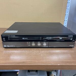 UTT286【通電OK】SHARP シャープ DV-ACV52 VHS 一体型ビデオデッキ ビデオデッキ 映像機器 現状品