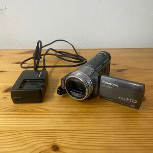 UTT339 Panasonic デジタルビデオカメラ HDC-TM350 充電器 簡易動作確認済み 現状品
