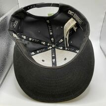 △【T-60】NEW ERA ニューエラ 9FIFTY DC スナップバック　ロゴ刺繍　グレー　ナイロン　キャップ 帽子_画像4