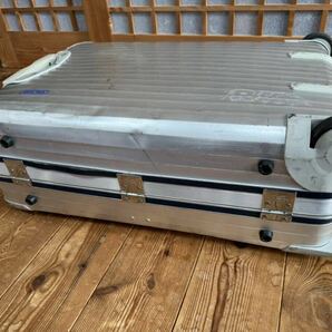 RIMOWAキャリーケース アルミ シルバー 中古品の画像5