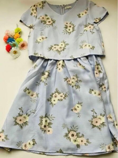 【新品未使用】earthmusic &ecology ワンピース 花柄 淡色 水色 上品 春服 春カラー