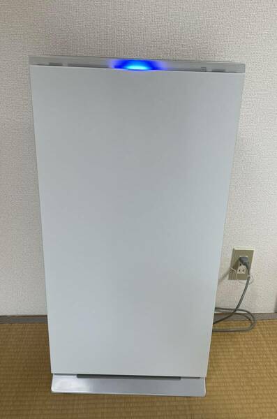 【ほぼ新品：5分程度試用】TOSHIBA 東芝 UVish ウイルス抑制　除菌脱臭用UV-LED光触媒装置 CSD-BZ100A 