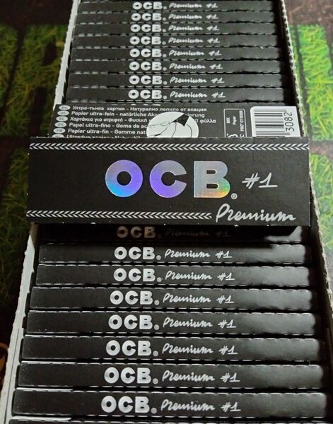 OCB プレミアム No.1 ペーパー 1箱 50個入 手巻 タバコ 巻紙 premium フランス