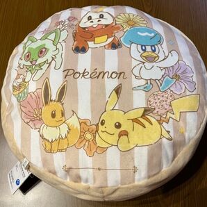 ポケットモンスター　リバーシブルクッション　〜ポケモン　フラワー　カフェ〜