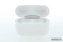 中古品★R79 AirPods Pro エアーポッズプロ Charging Case Apple チャージングケース 充電ケースのみ A2190 第1世代 Bluetooth 動作確認済_画像3