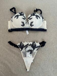 【新品】intimissimi インティミッシミ ブラジャー&ショーツ Tバック ソングL