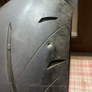 中古MCタイヤ 2022年製造 DUNLOP SPORTMAX ROADSPORT2 190/50ZR17 パンク品・現状渡し ダンロップ ロードスポーツ2 190 50 17 0322 K4713の画像6