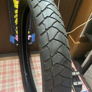 中古MCタイヤ MICHELIN ANAKEE ADVENTURE 2CT 90/90-21 ミシュラン アナキー 90 90 21 4019 K4729の画像5