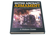 British Aircraft Armament: Raf Gun Turrets from 1914 to the Present Day　イギリス　飛行機　洋書_画像1