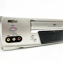 動作品 SANYO VHS ビデオデッキ VZ-H20 箱 リモコン 付き alp梅0315_画像3