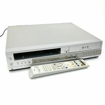動作品 TOSHIBA 東芝 RD-XV34 VHS/DVD/HDD ビデオデッキ リモコン付き alp色_画像1