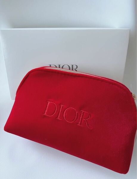 新品未使用 Dior ディオール　最新 ノベルティ ベロアポーチ　レッド