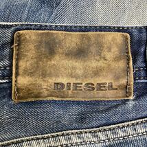 DIESEL デニムパンツ W30 ディーゼル MENNIT ボタンフライ ブルー レギュラーストレート コットン 古着卸 アメリカ仕入 2311-705_画像9