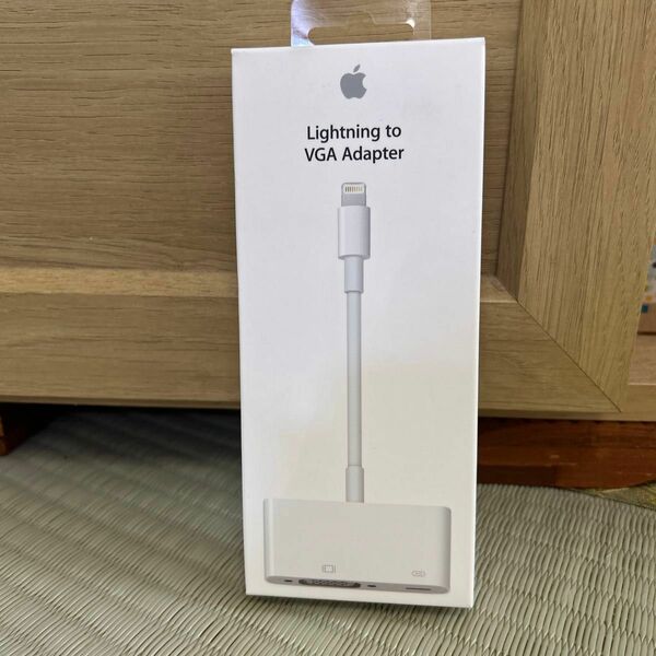 Apple Lightning - VGAアダプタ