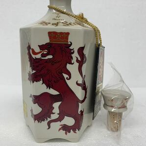 King of Scots 17年 キングオブスコッツ レア エクストラ オールド 43％ 750ml 白赤獅子陶器1181gの画像1