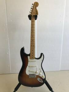 　フェンダー　Fender stratocaster　サンバースト　ラージヘッド