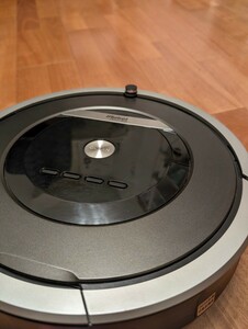 お買い得【美品】iRobot ルンバ 870 アイロボット Roomba ロボット掃除機 本体のみ 動作未確認 