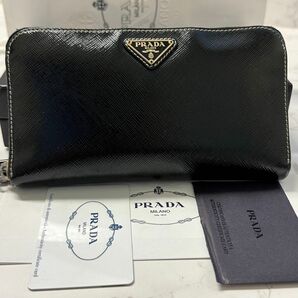 新品同様！ プラダ PRADA 財布 長財布 サフィアーノ 三角ロゴ ラウンドファスナー