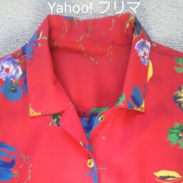 レトロシャツ カラーチップ レディース 花柄 赤系 カラフル 夏用 半袖