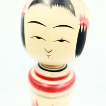H04066 伝統こけし こけし 日本人形 伝統工芸 作品 昭和レトロ 昭和 レトロ アンティーク ビンテージ_画像2