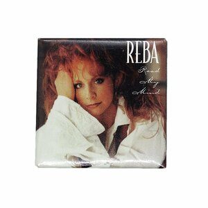 USA製 カントリーミュージシャン Reba McEntire 缶バッジ 90's レトロ ピンバッジ 缶バッチ ピンバッチ リーバ・マッキンタイア